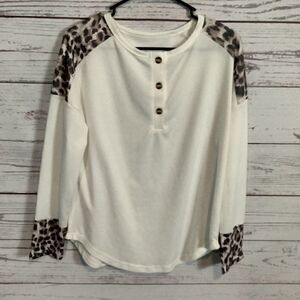 "No Brand" woman's shirt 